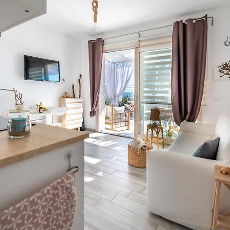 Vera's White Pearl Sea View - Siciliavacanza *